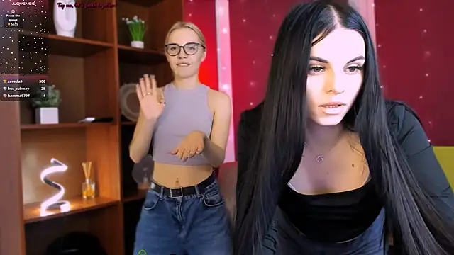 Snapshot of nicole_muah chatting on 11/30/25, 02:32 nicole muah online show from 11/30/25, 02:32