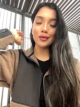 kiss Lissa online show from 11/12/25, 09:32