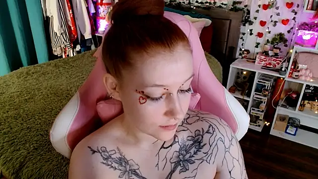 Ayla Hicks online show from 03/19/26, 04:16