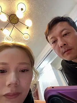 redrose520 online show from 11/11/25, 12:05