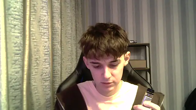 Hoot Dude  online show from 12/19/25, 12:56