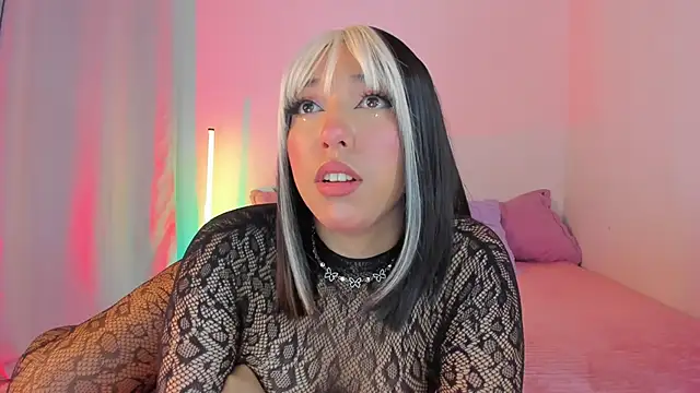 emily  walker online show from 05/15/26, 11:45