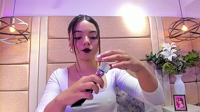 AriaBelles online show from 10/10/25, 02:49