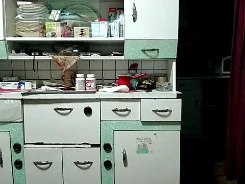 Snapshot of rockos1976 chatting on 10/31/25, 08:21 rockos1976 online show from 10/31/25, 08:21