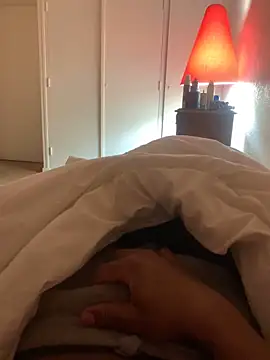 Snapshot of 08wrhpppp chatting on 12/19/25, 07:48 08wrhpppp online show from 12/19/25, 07:48