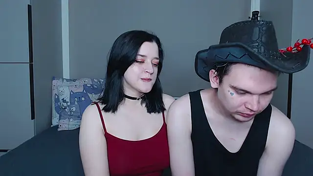 Snapshot of jackoffjillss chatting on 10/04/25, 06:17 jackoffjillss online show from 10/04/25, 06:17