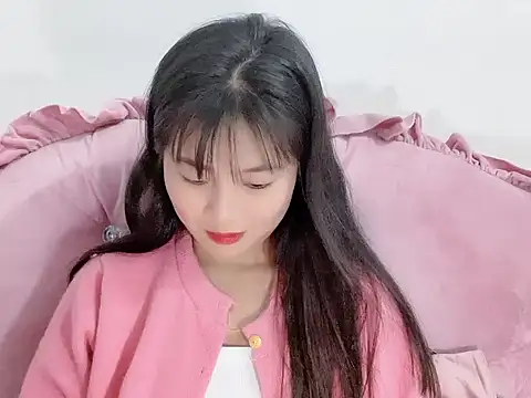 Lie liee online show from 11/18/25, 01:11