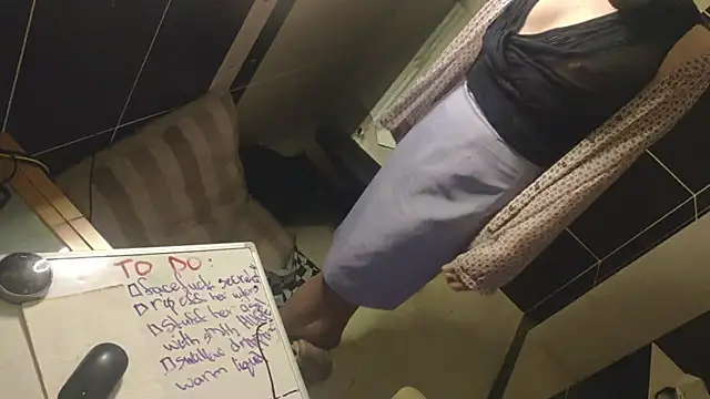 LilithsEve online show from 09/27/25, 02:49