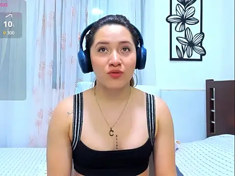 SofyCastillo2 online show from 10/14/25, 03:35