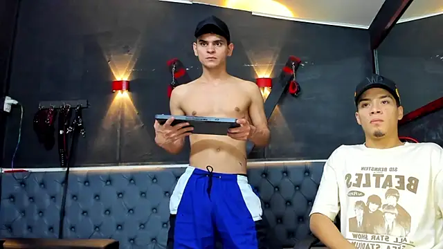 Snapshot of liam_coleman25 chatting on 12/01/25, 04:17 liam coleman25 online show from 12/01/25, 04:17