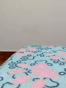 NileveSantanna online show from 11/10/25, 01:04