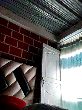 Snapshot of NileveSantanna chatting on 02/21/26, 05:47 NileveSantanna online show from 02/21/26, 05:47