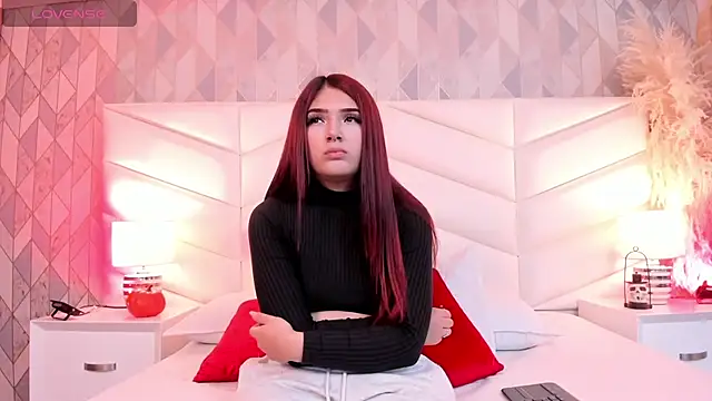 Charlotte hall  online show from 10/29/25, 03:42