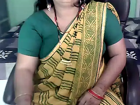 Snapshot of BABITA_KUMARII chatting on 10/15/25, 05:13 BABITA KUMARII online show from 10/15/25, 05:13