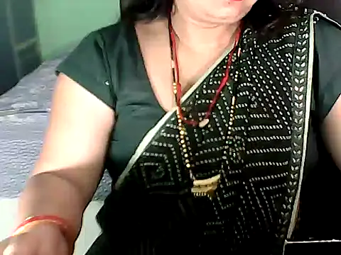 Snapshot of BABITA_KUMARII chatting on 11/09/25, 05:00 BABITA KUMARII online show from 11/09/25, 05:00