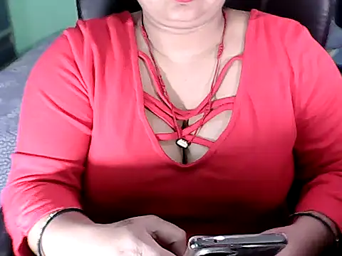 Snapshot of BABITA_KUMARII chatting on 11/17/25, 04:57 BABITA KUMARII online show from 11/17/25, 04:57