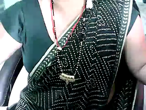 Snapshot of BABITA_KUMARII chatting on 11/23/25, 04:29 BABITA KUMARII online show from 11/23/25, 04:29