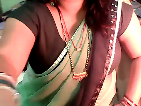 Snapshot of BABITA_KUMARII chatting on 02/08/26, 05:49 BABITA KUMARII online show from 02/08/26, 05:49