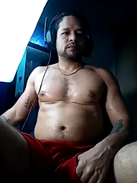 LucasGaeel online show from 11/29/25, 09:56