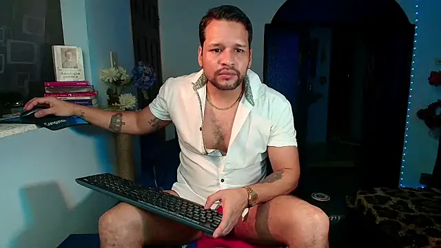 LucasGaeel online show from 05/03/26, 01:55