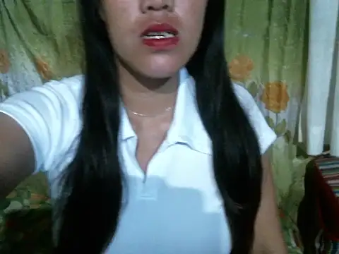 Snapshot of Ligaya_9721 chatting on 10/15/25, 01:00 Ligaya 9721 online show from 10/15/25, 01:00