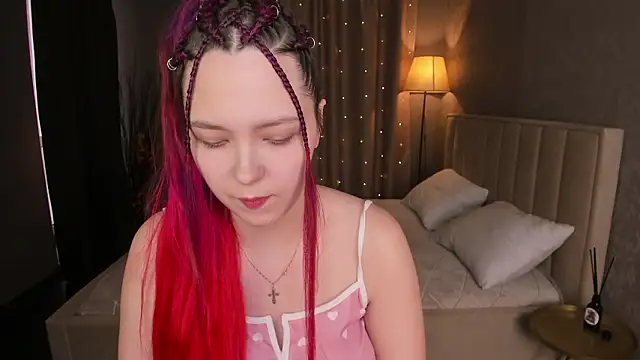 Monica  Queen online show from 01/16/26, 05:33