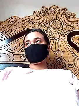 Love Queen11 online show from 09/26/25, 05:44