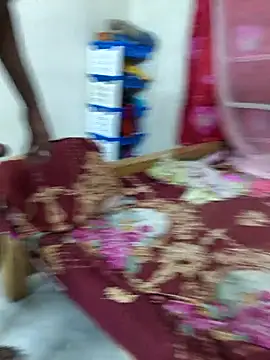 Love Queen11 online show from 11/01/25, 08:00