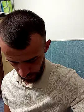 Snapshot of sexyman1936 chatting on 11/11/25, 10:48 sexyman1936 online show from 11/11/25, 10:48