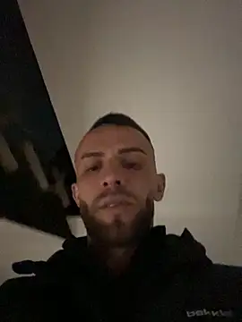 Snapshot of sexyman1936 chatting on 11/14/25, 02:49 sexyman1936 online show from 11/14/25, 02:49