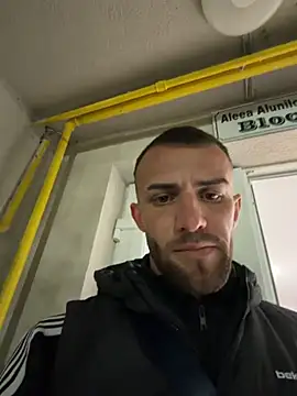 Snapshot of sexyman1936 chatting on 11/28/25, 06:54 sexyman1936 online show from 11/28/25, 06:54