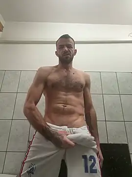 sexyman1936 online show from 02/18/26, 06:09