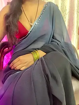 Snapshot of sweet-ananya23 chatting on 10/06/25, 06:55 sweet-ananya23 online show from 10/06/25, 06:55