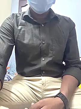 Snapshot of handsome_blg_tam chatting on 10/16/25, 05:41 handsome blg tam online show from 10/16/25, 05:41