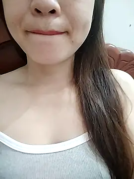 Girl Shy2000 online show from 10/24/25, 10:50