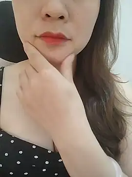 Snapshot of Girl_Shy2000 chatting on 05/17/26, 03:59 Girl Shy2000 online show from 05/17/26, 03:59
