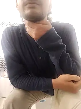 Snapshot of Ilhaamgrey chatting on 10/16/25, 10:49 Ilhaamgrey online show from 10/16/25, 10:49