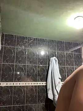 Snapshot of Moisesjrtapia chatting on 09/27/25, 10:04 Moisesjrtapia online show from 09/27/25, 10:04