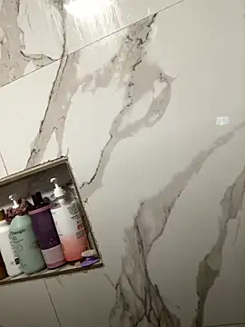 Snapshot of Moisesjrtapia chatting on 10/11/25, 05:28 Moisesjrtapia online show from 10/11/25, 05:28