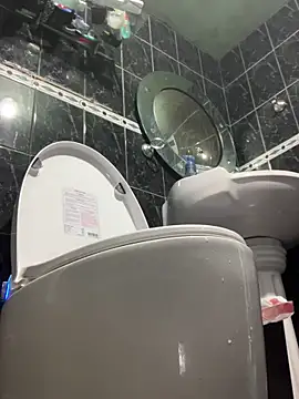 Moisesjrtapia online show from 04/12/26, 10:09