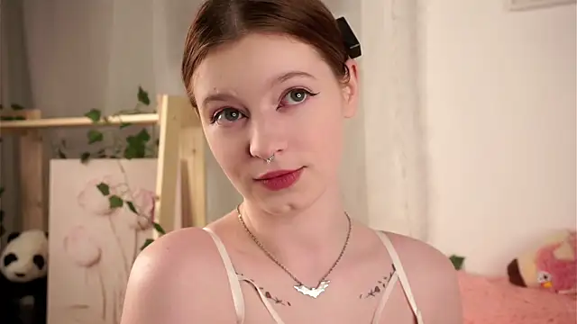 Snapshot of Wandarful_Wanda chatting on 11/24/25, 02:28 Wandarful Wanda online show from 11/24/25, 02:28