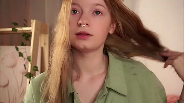 Snapshot of Wandarful_Wanda chatting on 12/20/25, 01:29 Wandarful Wanda online show from 12/20/25, 01:29