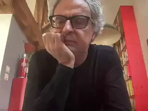 Snapshot of chtentation chatting on 10/04/25, 09:18 chtentation online show from 10/04/25, 09:18