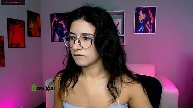lia make love online show from 10/18/25, 10:05