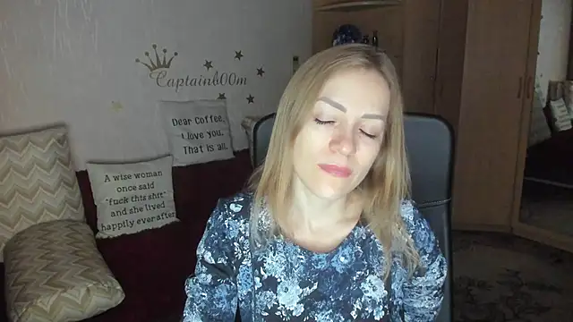 Snapshot of Tiffany_Bates chatting on 10/14/25, 03:07 Tiffany Bates online show from 10/14/25, 03:07