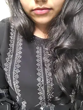 Miss Rose   online show from 10/13/25, 07:47