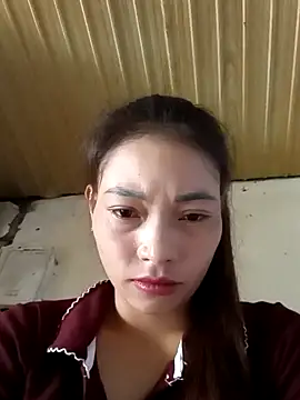 Snapshot of Phiny_xx chatting on 09/30/25, 04:50 Phiny xx online show from 09/30/25, 04:50