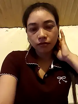 Snapshot of Phiny_xx chatting on 10/14/25, 11:49 Phiny xx online show from 10/14/25, 11:49