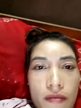 Snapshot of Phiny_xx chatting on 10/16/25, 06:47 Phiny xx online show from 10/16/25, 06:47