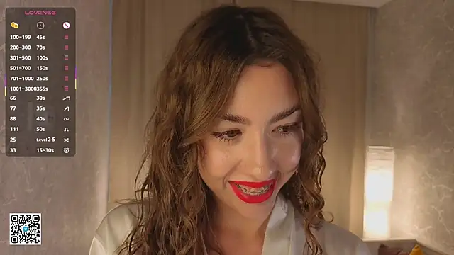 KeilaJeschon online show from 10/18/25, 05:43